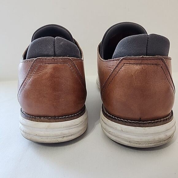 Martin Dingman Mens Shoes 9.5 Countryaire Saddle Leather Plain Toe Slip On